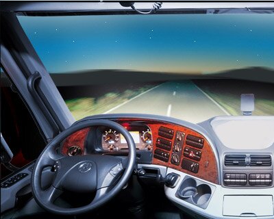 Кадр мультимедийной открытки Mercedes-Benz